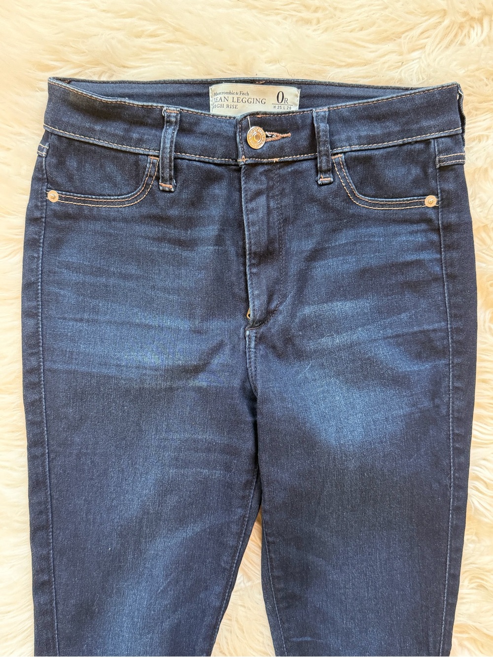 Abercrombie & Fitch Dark Blue Women’s Jeggings